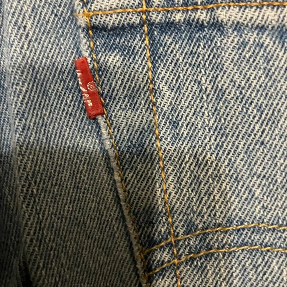Levi’s 505 men’s 36 x 32   2010 stonewashed denim red tag regular fit
